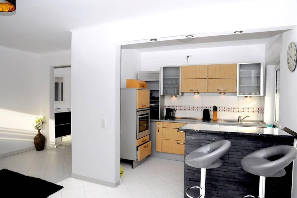 Traumhafte Kurstadt Apartment Moderne 2Zkb Balkon-Parkplatz 7-24 Check-In バートナウハイム エクステリア 写真